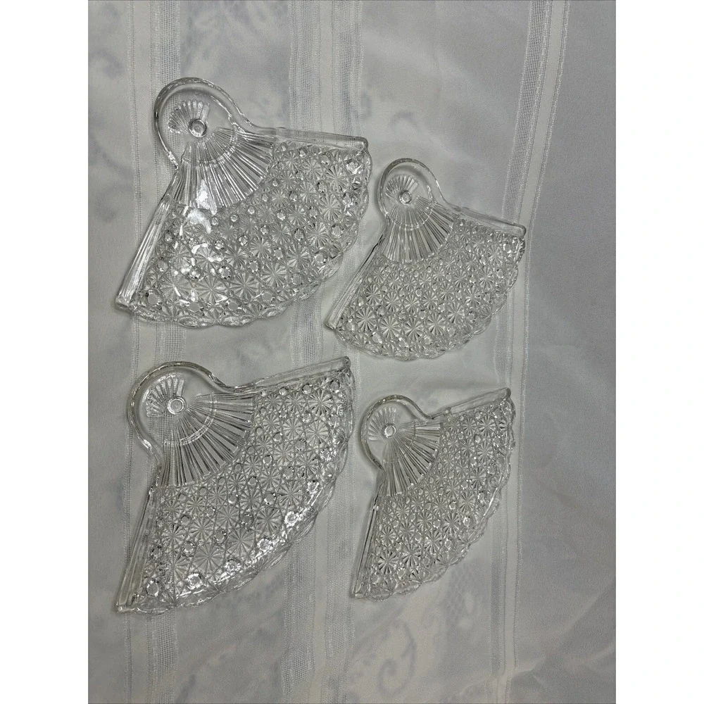 4 Vtg Fan Vanity Tray Dishes Daisy Button Pattern Anchor Hocking Party Christmas